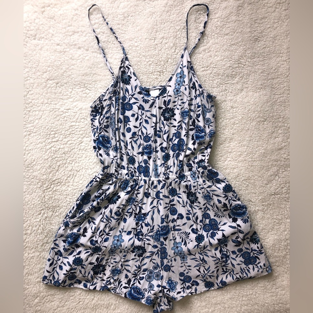 H&M Divided White Floral Jumpsuit Romper